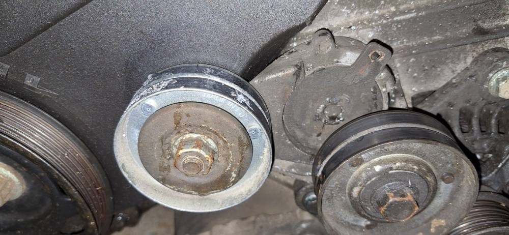 032145299A Volkswagen Golf 2000 Tensioner Belt (Gates Tensioner Pulley)