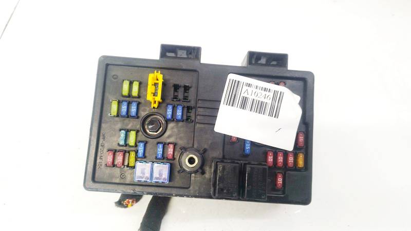 96821082 Chevrolet Captiva 2007 CAJA RELES -  FUSIBLES - Thumbnail 2