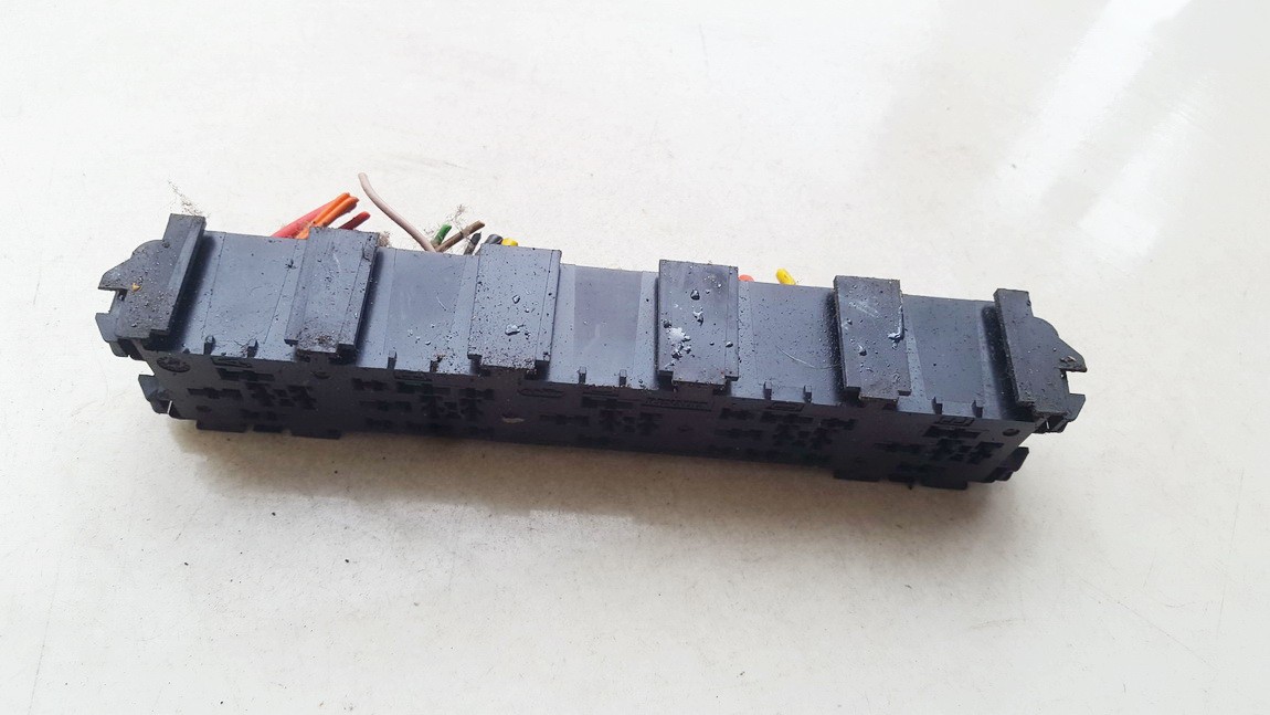 7703297572 Renault Trafic 2003 Connector