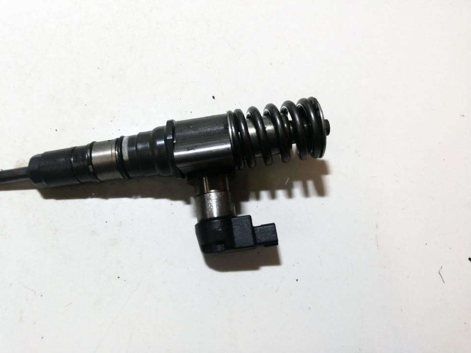 03g130073s ppd052214, 002120417 Fuel Injector Volkswagen Passat 2005 2