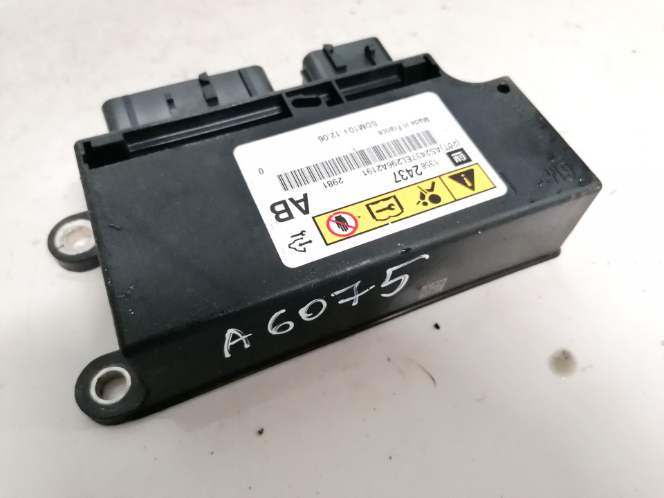 13582437 Opel Meriva 2011 SRS AIRBAG KOMPIUTERIS - ORO PAGALVIU VALDYMO BLOKAS - Thumbnail 3