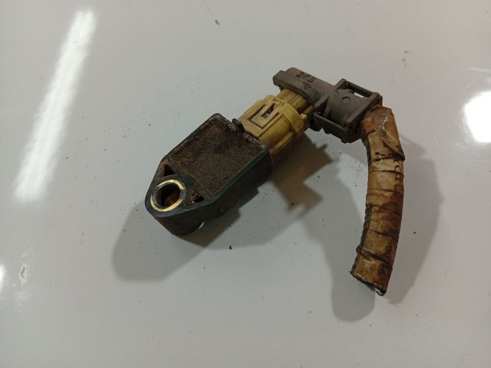 891730F010 Toyota Corolla Verso 2004 Srs Airbag crash sensor - Thumbnail 3