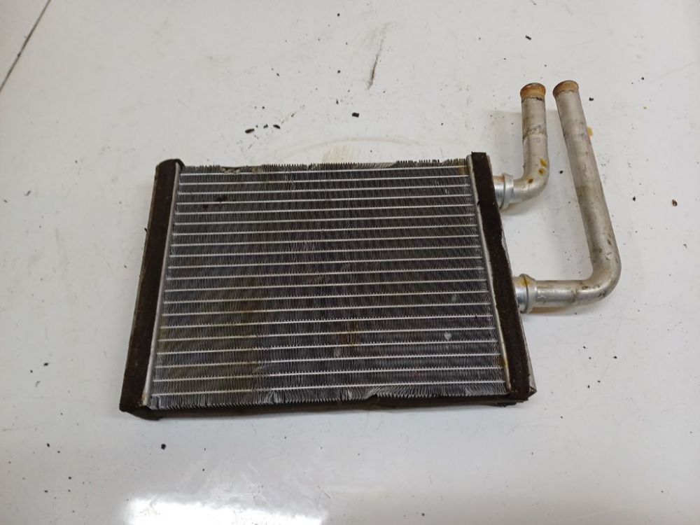 Mitsubishi Outlander 2003 Salono peciuko radiatorius - Thumbnail 3