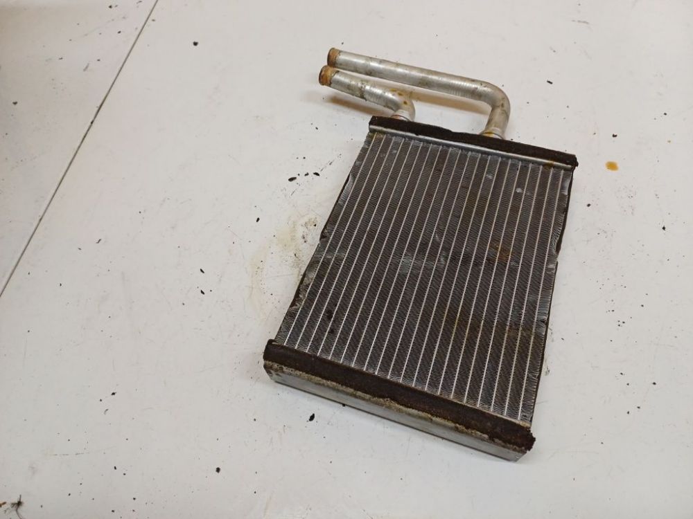 Mitsubishi Outlander 2003 Salono peciuko radiatorius - Thumbnail 4