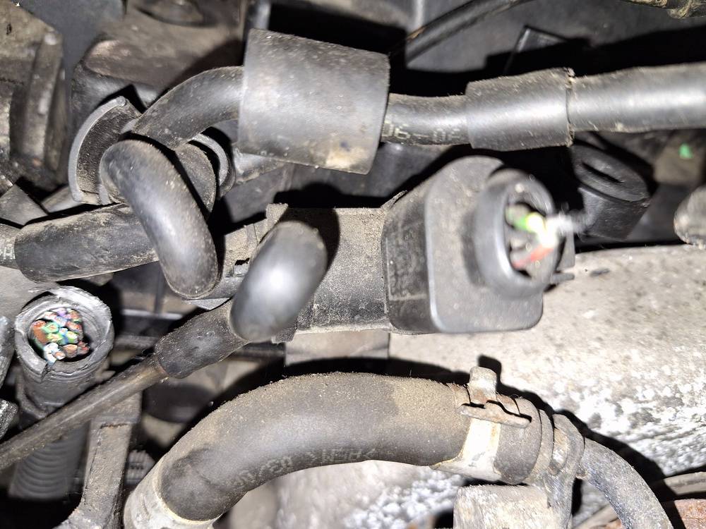 Volkswagen Passat 2006 Umschaltventil Ventil (Druckwandler, Abgassteuerung)