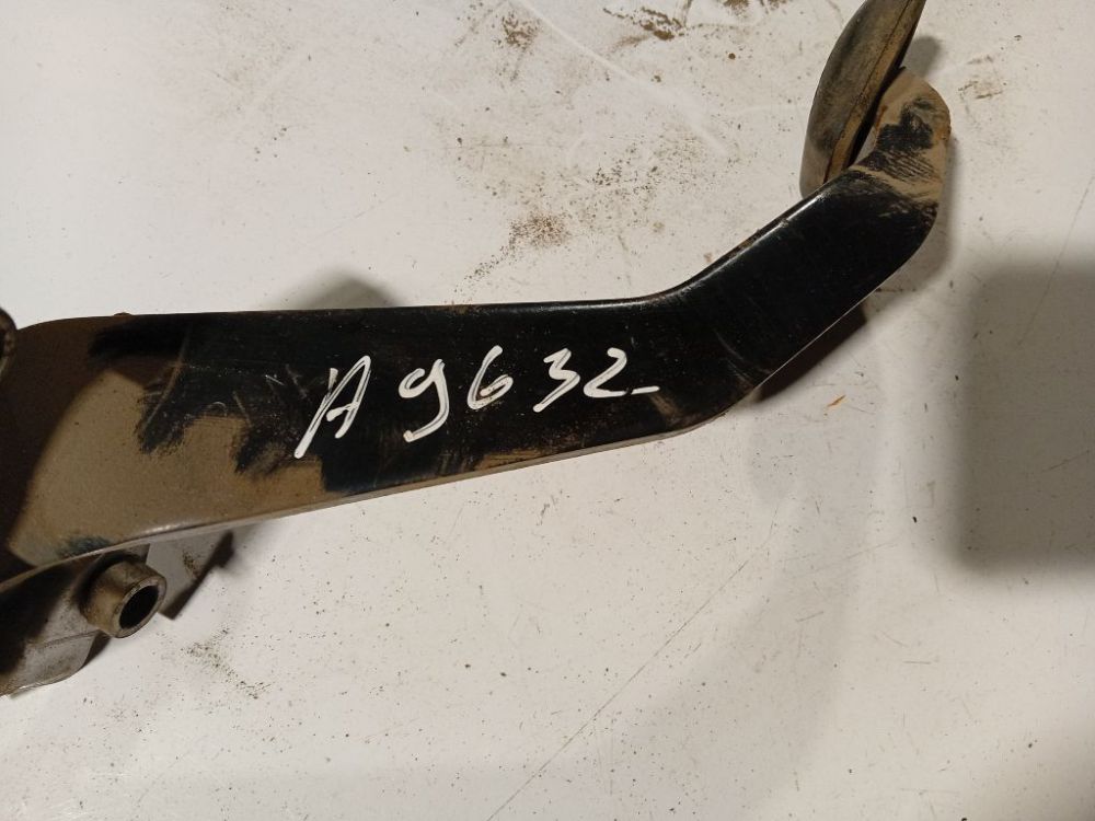 Toyota Auris 2007 Pedał hamulca - Thumbnail 4