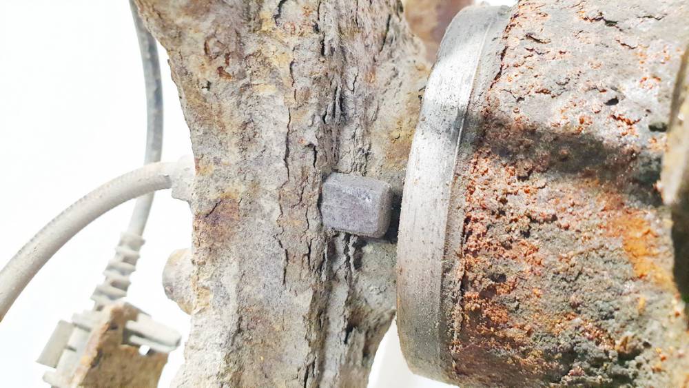 04779244AB Chrysler 300C 2006 ABS Sensor (ABS WHEEL SPEED SENSOR) - FRONT LEFT - Thumbnail 3