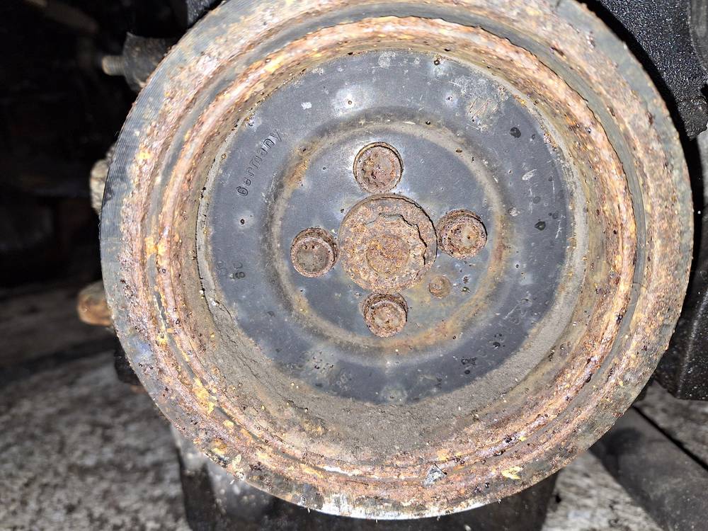 03G105243 Volkswagen Passat 2006 Kampiakselin hammasratas (hihnapyörä / levy) - Thumbnail 3