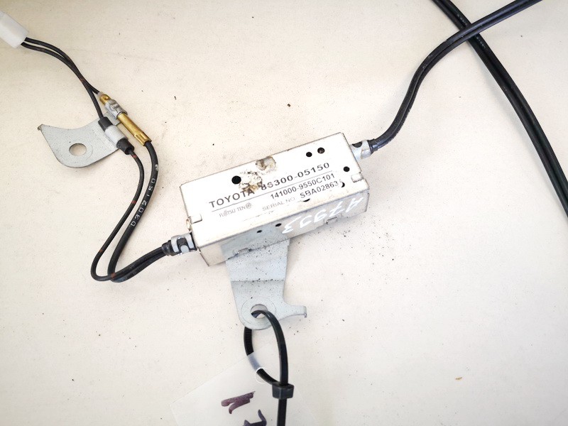 8630005150 Toyota Avensis 2003 Pystyantennivahvistin