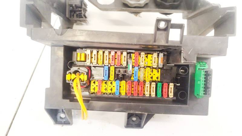 9637180980 Citroen Berlingo 2002 Skrzynka bezpieczników - Thumbnail 2