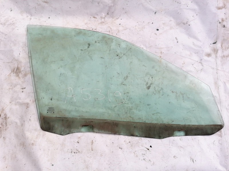 Seat Toledo 2000 Szyba drzwi - PRZEDNIE PRAWE