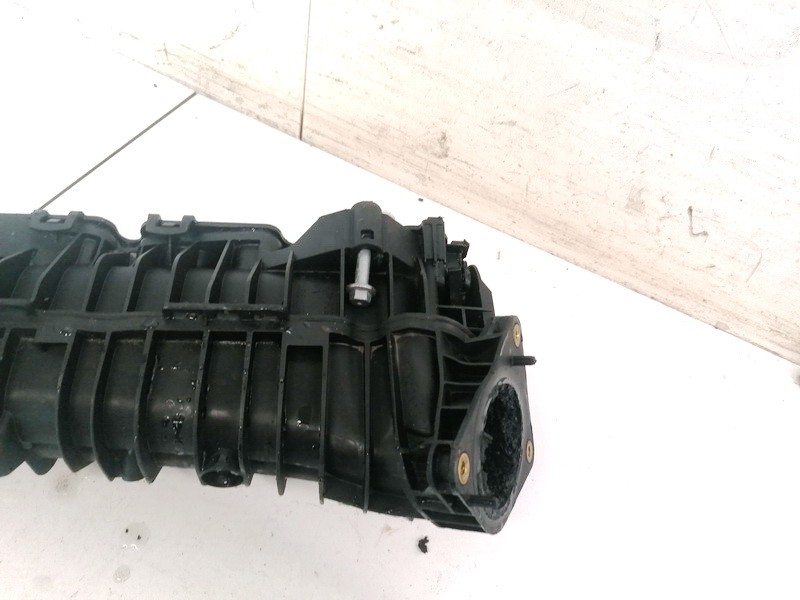 108452s10 780799105 Intake manifold (Inlet Manifold) BMW 1Series 2011