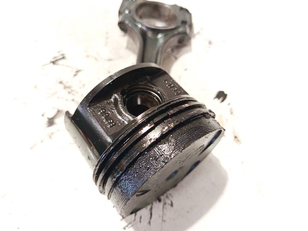 Mercedes-Benz E-CLASS 1996 Piston and Conrod (Connecting rod) - Thumbnail 3