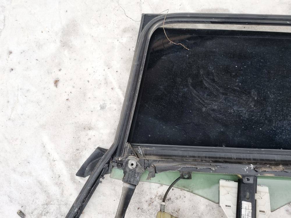 Audi A6 2005 Door window frame - REAR RIGHT - Thumbnail 2