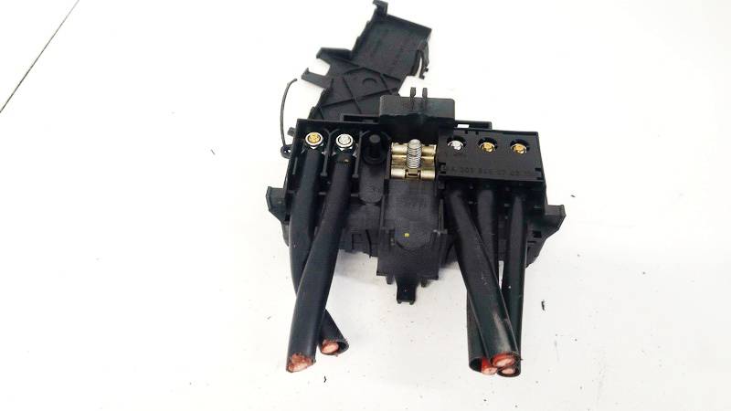 A2035450803 Mercedes-Benz C-CLASS 2003 Saugikliu deze