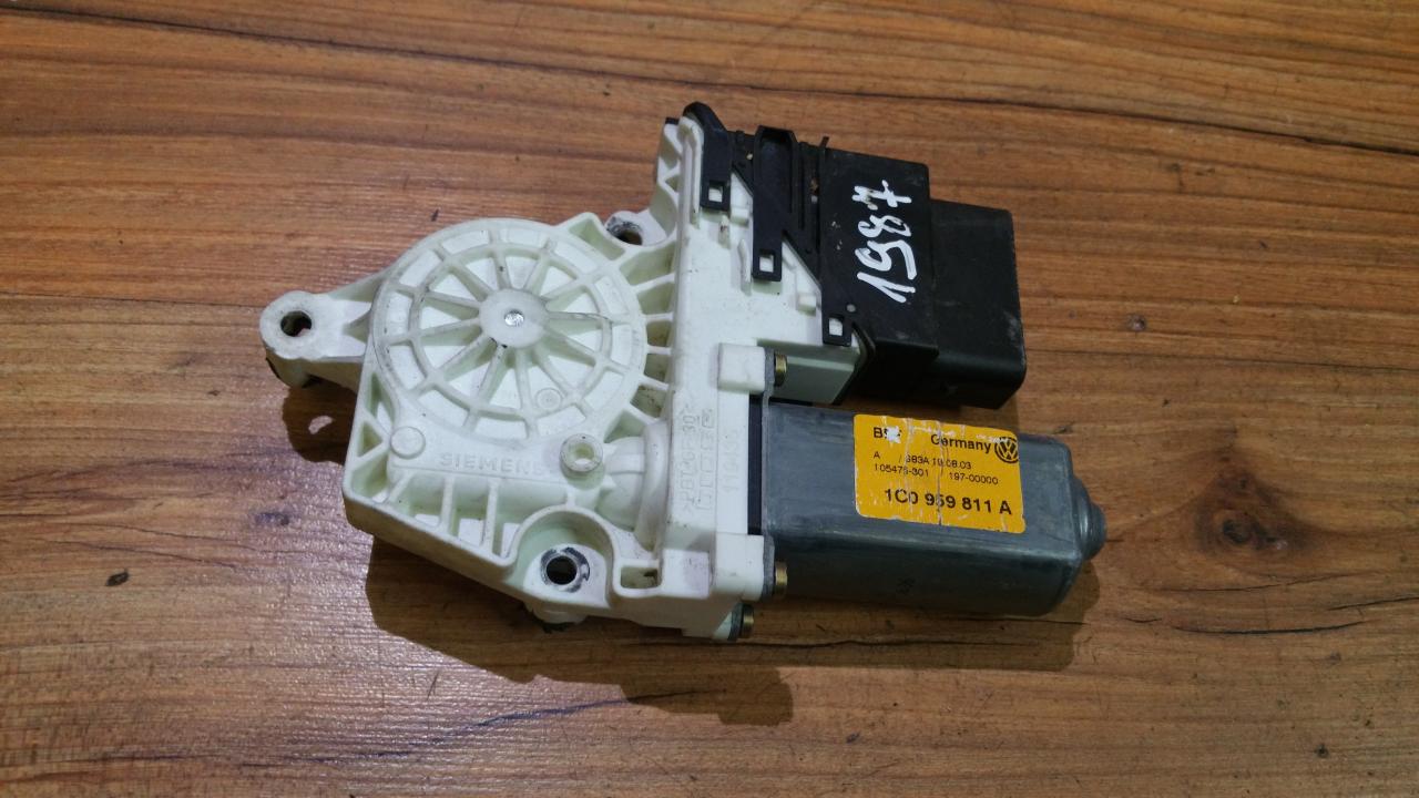 1C0959811A Volkswagen Golf 2003 Window Motor
