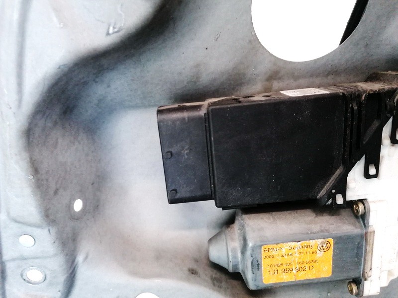 1J1959802D Volkswagen Golf 1999 Window Motor - FRONT RIGHT - Thumbnail 3