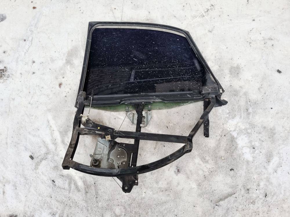 Audi A4 1995 Ościeżnica drzwi - TYLNE PRAWE