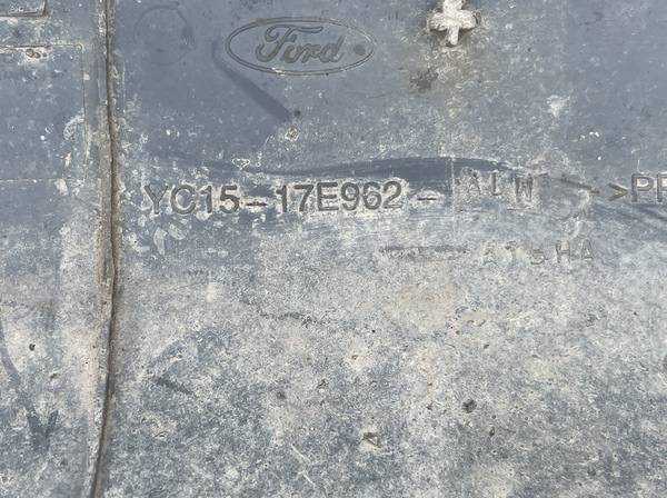 YC1517E962 Ford Transit 2007 Bampers - AIZMUGURE - Thumbnail 3