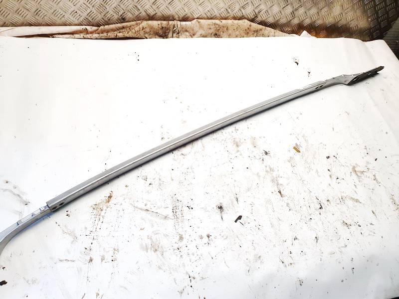 681N Toyota Corolla Verso 2007 Roof rail - left side