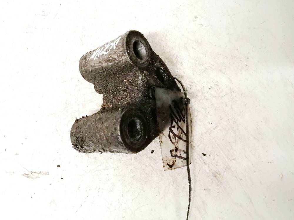 Chevrolet Captiva 2007 Engine Mount Bracket and Gearbox Mount Bracket - Thumbnail 2