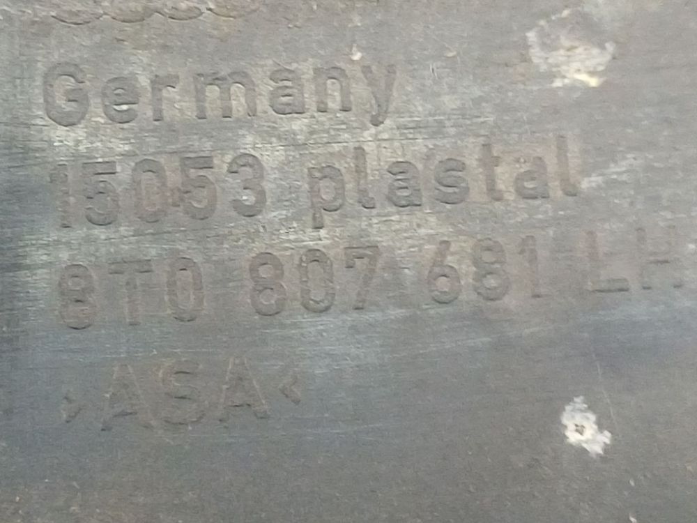 8T0807681LH Audi A5 2009 Bampera restes - PRIEKŠA PA KREISI - Thumbnail 4