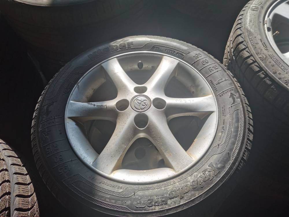 4X100 Toyota Corolla 2004 Komplet Kół Zimowych R15 - Thumbnail 2