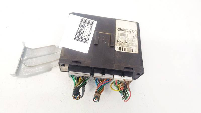 28550AV700 Nissan Primera 2002 Komforto blokas