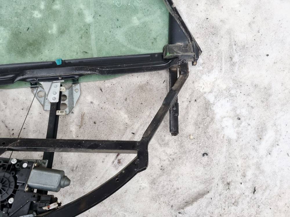 Audi A4 1997 Durvju rāmis - AIZMUGURE PA LABI - Thumbnail 3