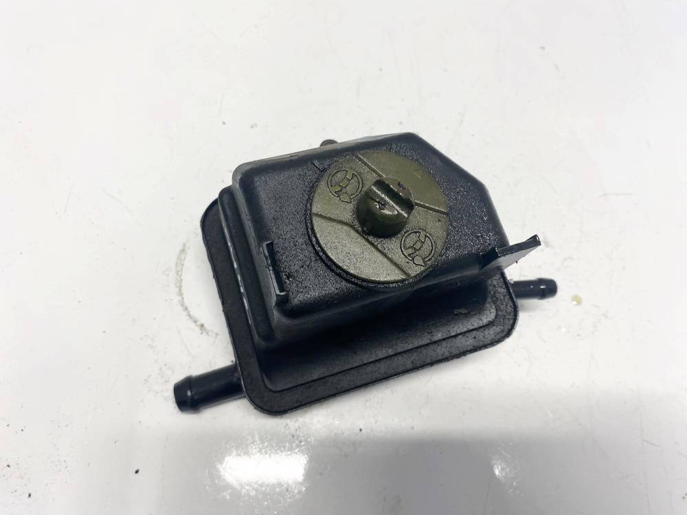 1J0422371C Audi A3 2000 Power Steering Pump Oil Reservoir Tank