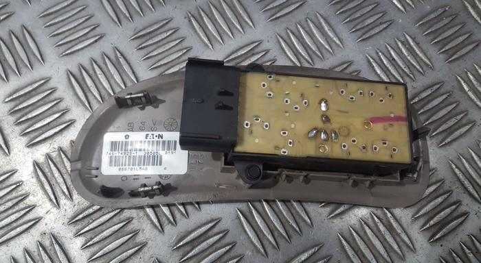 746749291 Dodge Caravan 2002 Power window control (Window Regulator-Window Switch) - Thumbnail 2