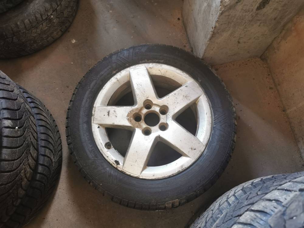 5X100 Audi A3 2000 Komplet Kół Zimowych R15 - Thumbnail 4