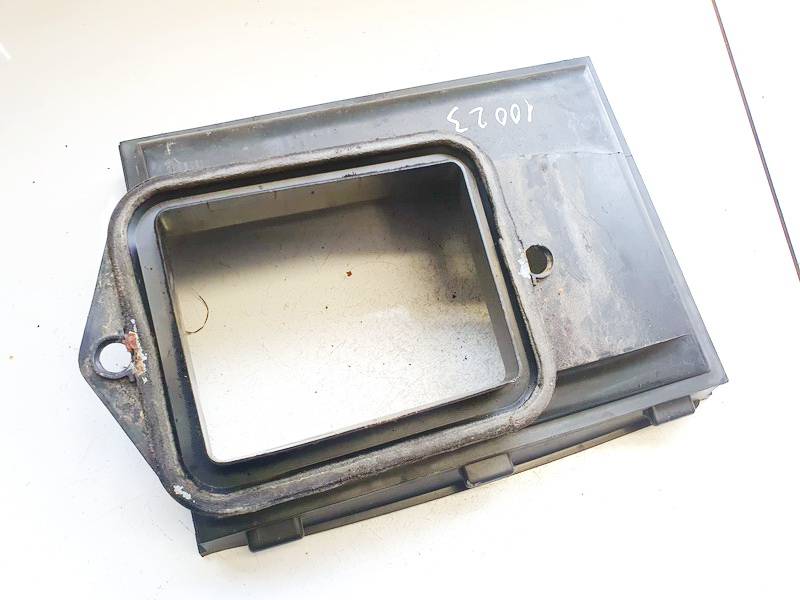 1J1819640B Volkswagen Golf 1999 Repuesto del conducto de ventilación - Thumbnail 2