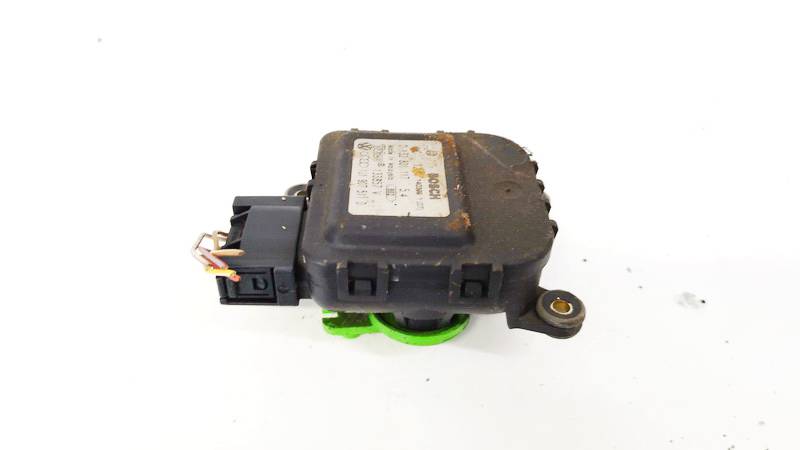 1J1907511D Volkswagen Golf 1999 Heater Vent Flap Control Actuator Motor