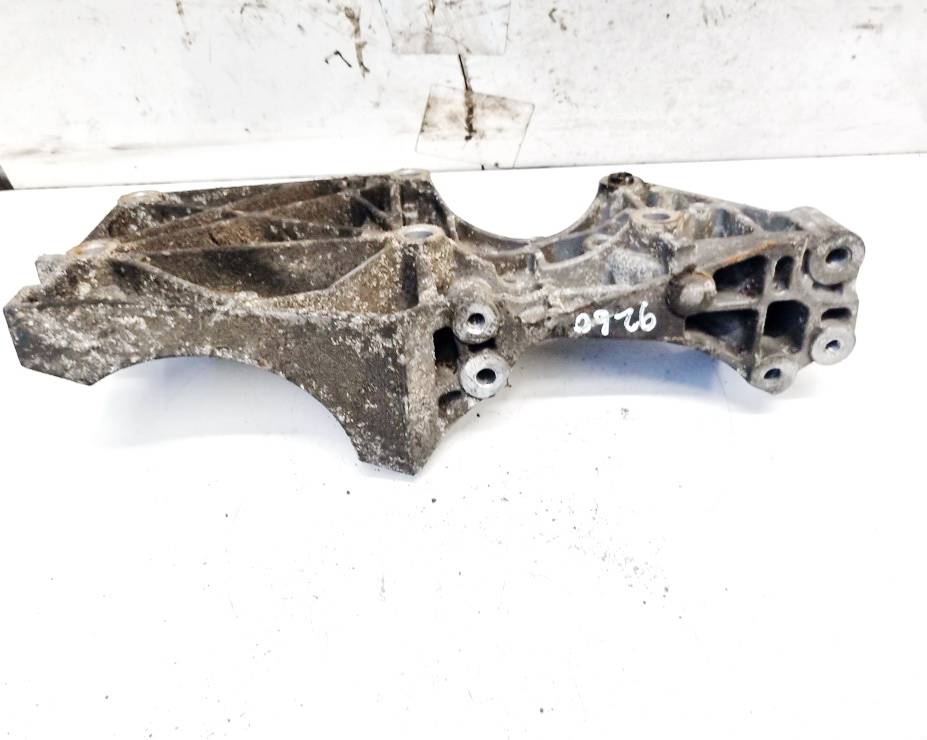 038803143 Volkswagen Caddy 2007 Ātrumkārbas kronšteins - Thumbnail 2