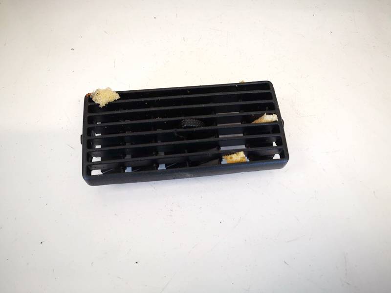 1J0819755B Volkswagen Golf 2000 Dash Vent (Air Vent Grille)