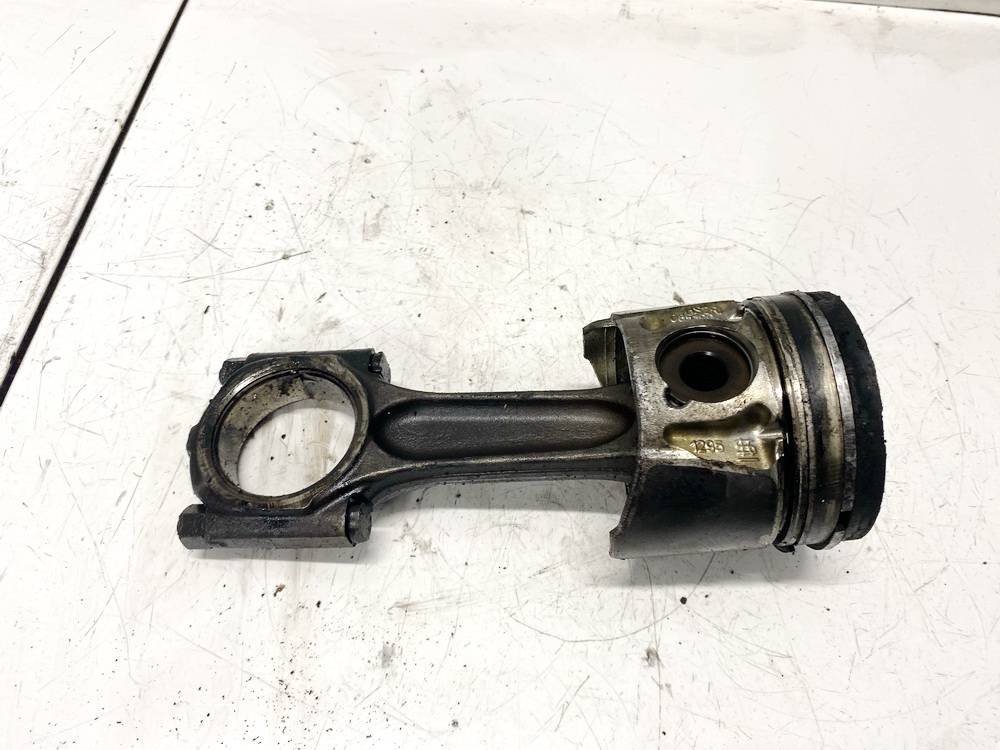 HS2RI Peugeot 407 2006 PISTON and arnaque-Bielle