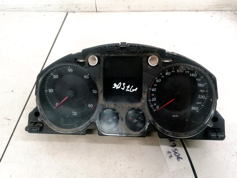 3C0920850L Volkswagen Passat 2006 Speedometers - Cockpit - Speedo Clocks Instrument
