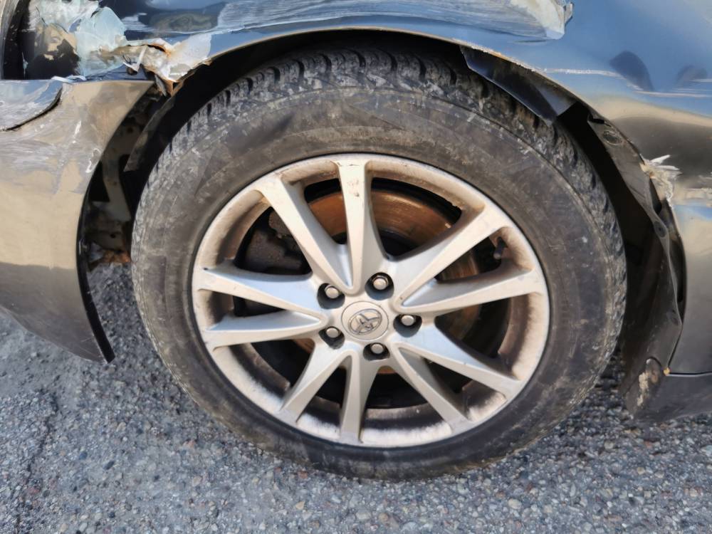 5X114.3 Toyota Avensis 2010 Komplet Kół Zimowych R17