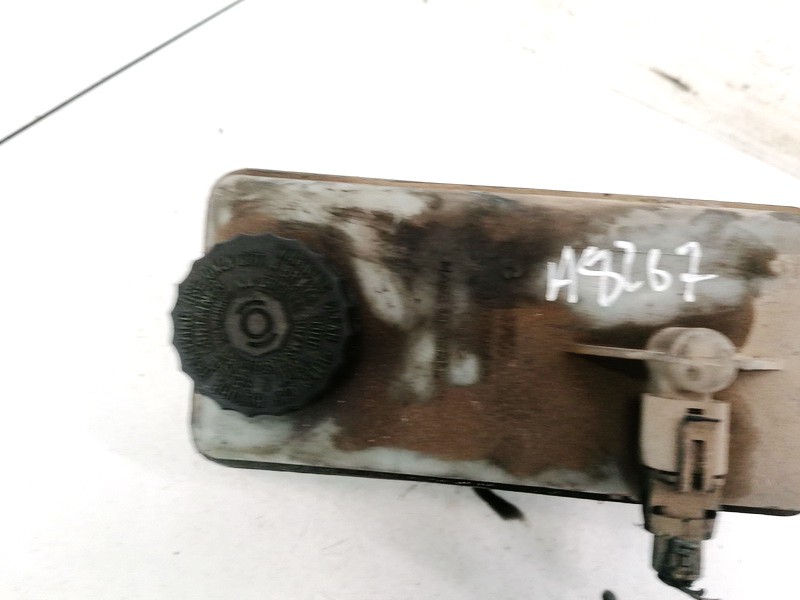 320670082 320670082 Brake Master Cylinder Reservoir Renault Trafic