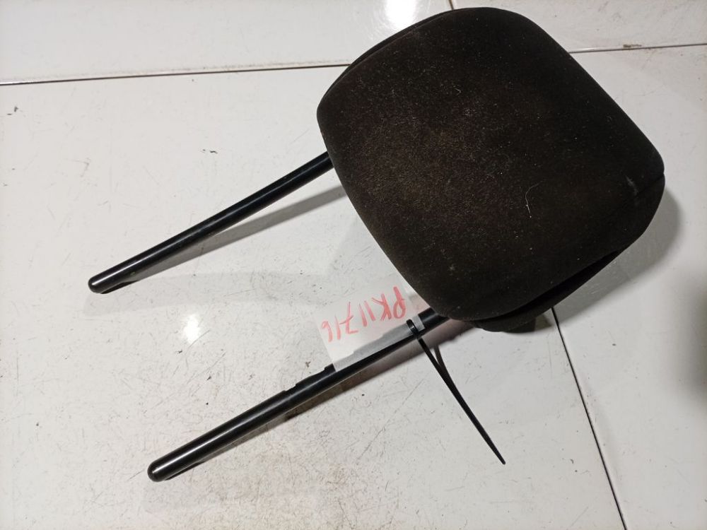Citroen C4 Picasso 2009 Seat headrest | EuroImpex