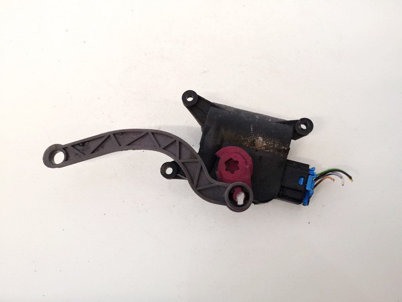 1K2907511E Volkswagen Passat 2006 Sildītāja vārsta motoriņš - Thumbnail 2