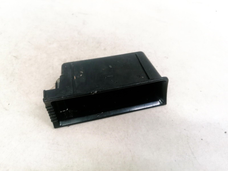 3C0863077 Volkswagen Passat 2006 Center Console Ashtray (Ash Tray)