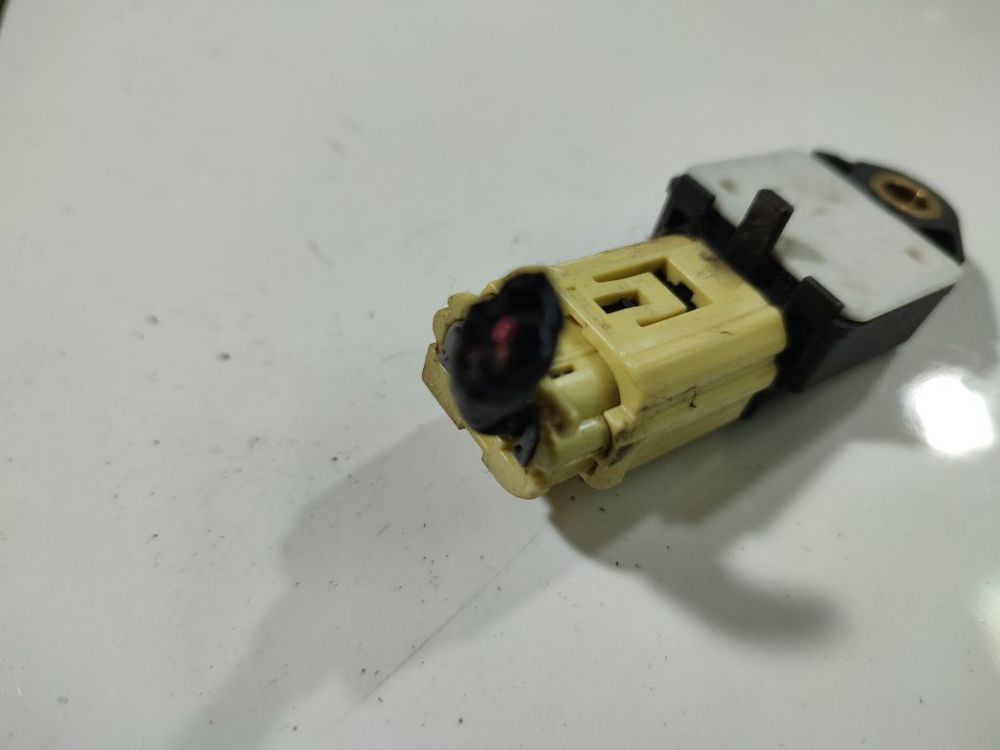 898310D010 Toyota Yaris 2007 Srs Airbag crash sensor - Thumbnail 3