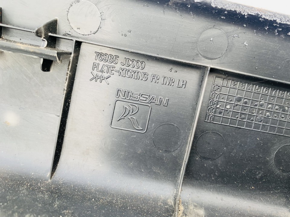 769B5JD000 Nissan Qashqai 2009 Wykończenie wnętrza (plastikowe elementy) - Thumbnail 3