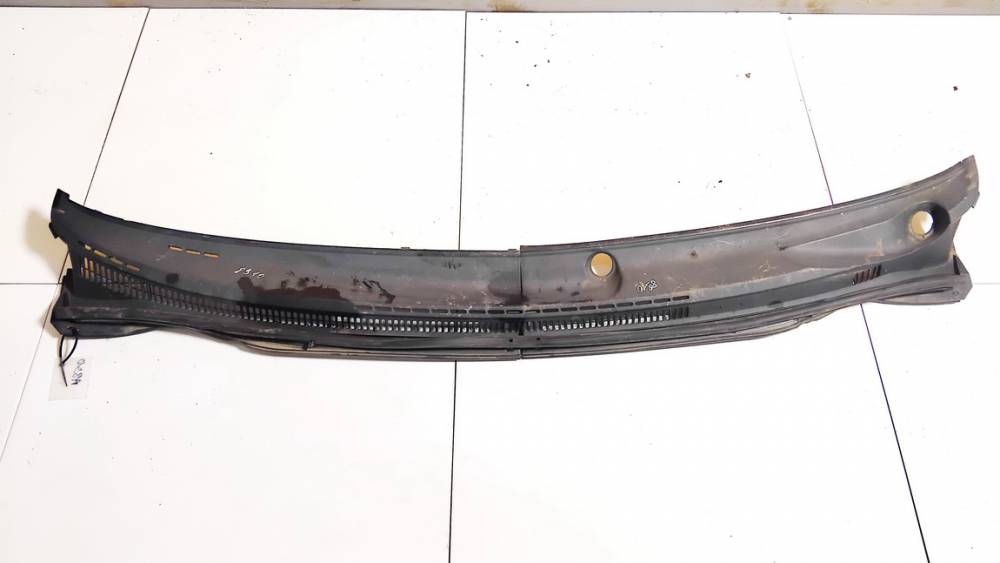 5578202050 Toyota Corolla 2004 Wiper Muolding - FRONT
