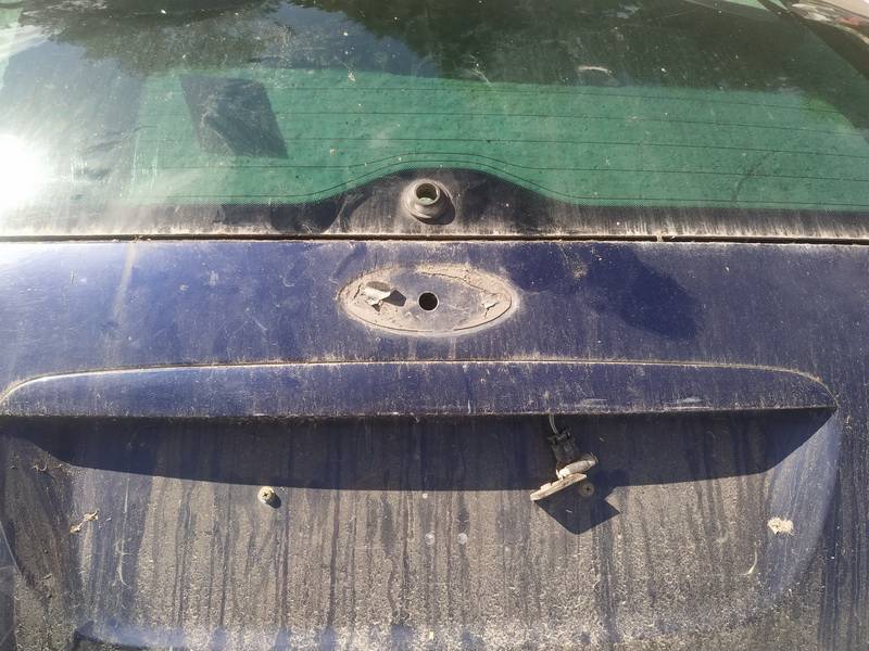 Ford Galaxy 2003 Galinio dangcio isorine apdaila (numerio apsvietimas) G.