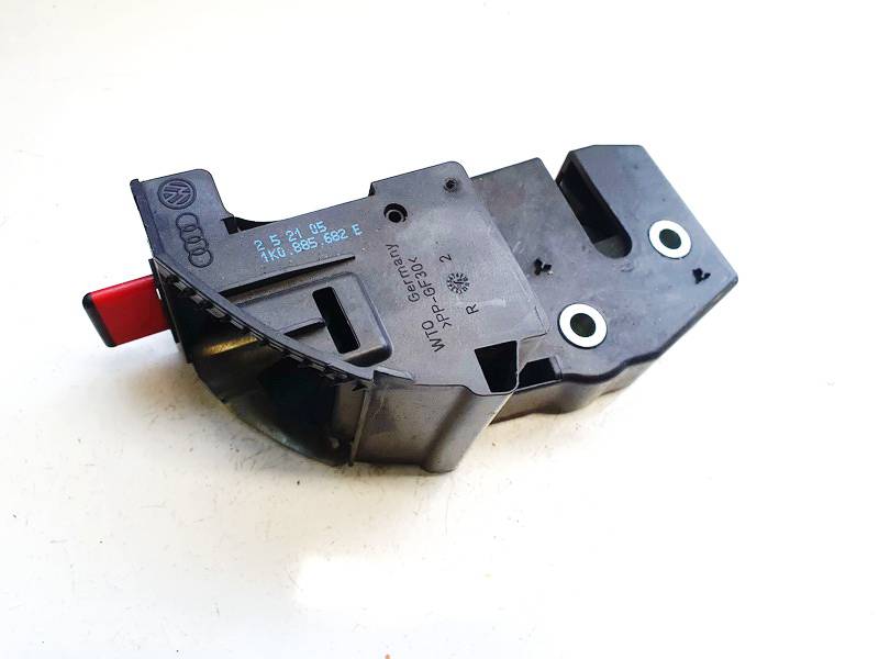 1K0885682E Volkswagen Golf 2005 Seat Lock Latch assembly