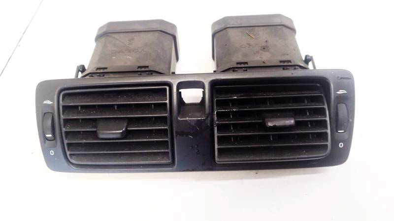 Y01145 Volvo V50 2007 Salono oro groteles