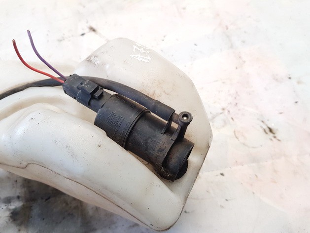 681155 Peugeot 207 2008 Windshield Windscreen Washer Pump - Thumbnail 3